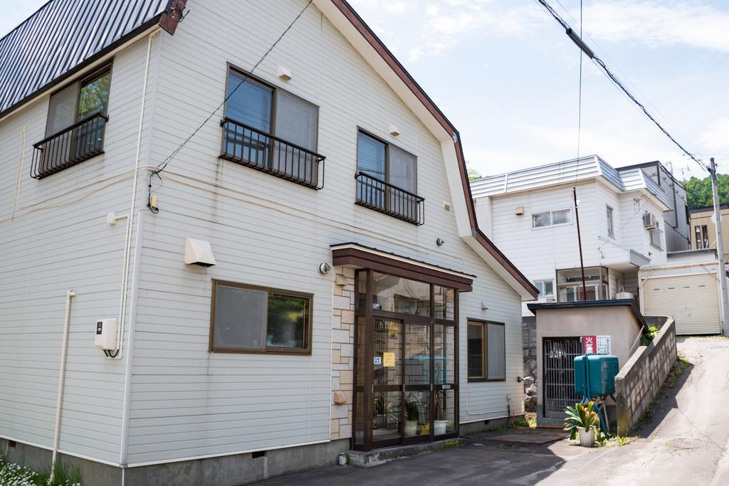Otaru Guesthouse Harvest Экстерьер фото