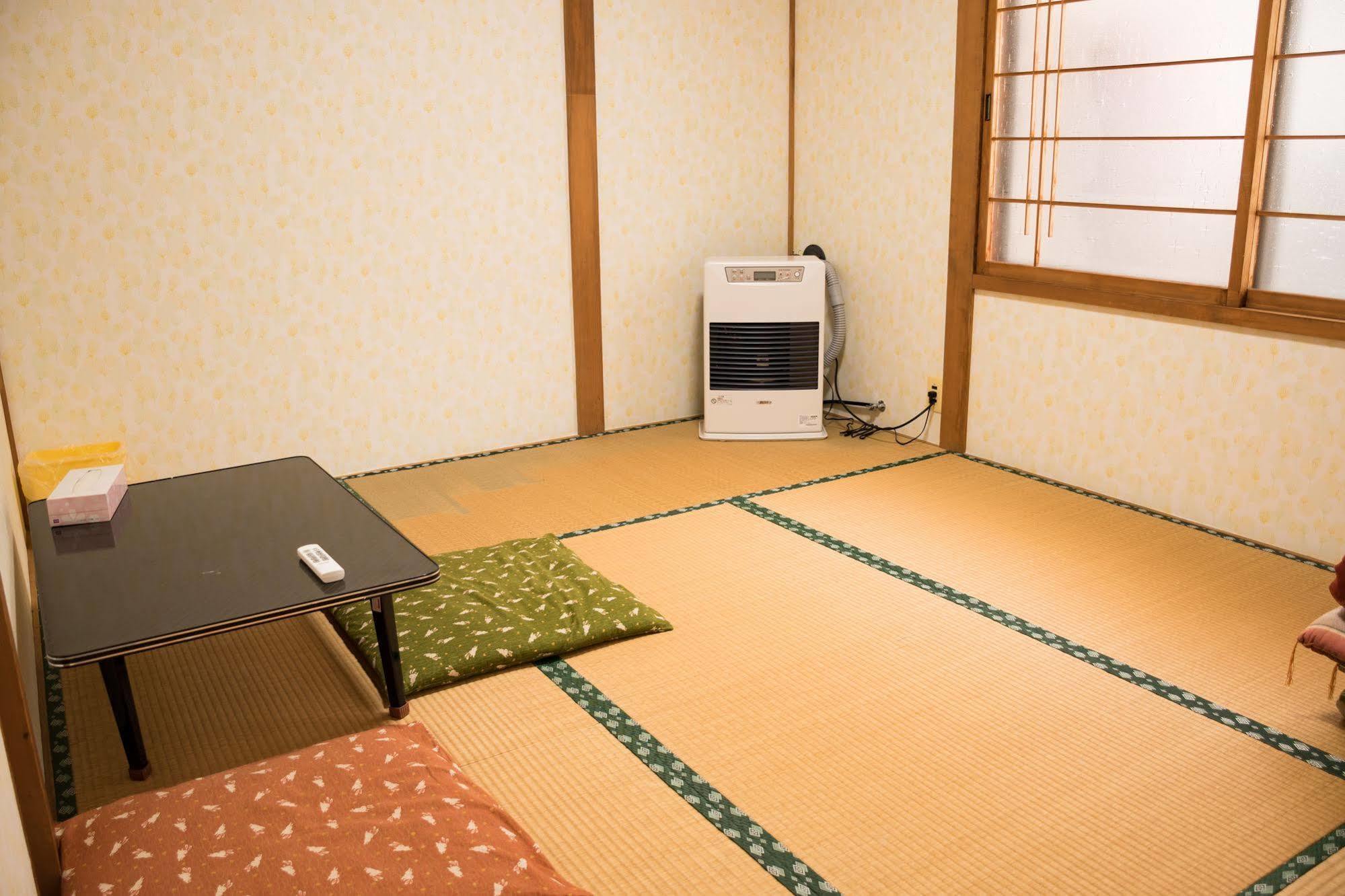 Otaru Guesthouse Harvest Экстерьер фото